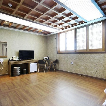 Jeonju Hanok Hotel Kung Luaran gambar