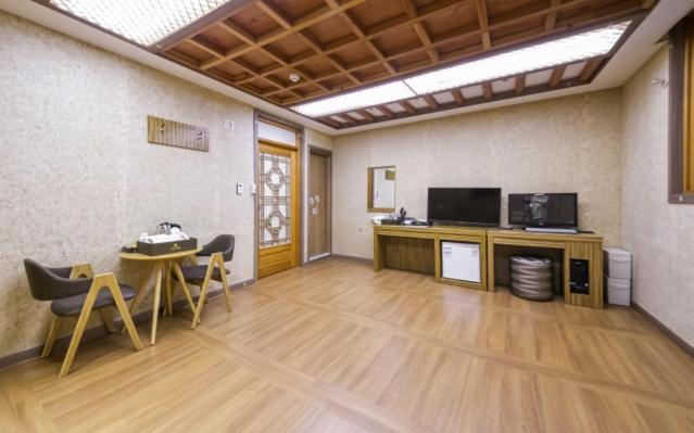 Jeonju Hanok Hotel Kung Luaran gambar