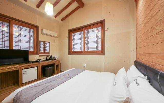 Jeonju Hanok Hotel Kung Luaran gambar