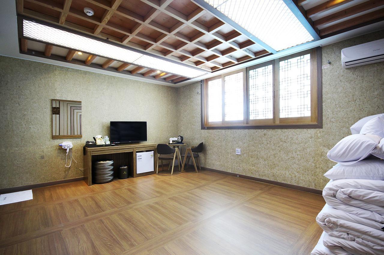 Jeonju Hanok Hotel Kung Luaran gambar