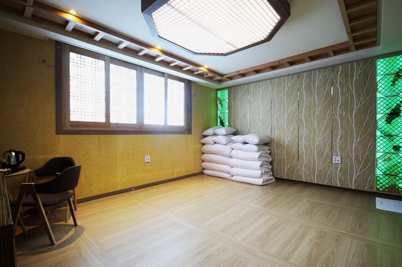Jeonju Hanok Hotel Kung Luaran gambar