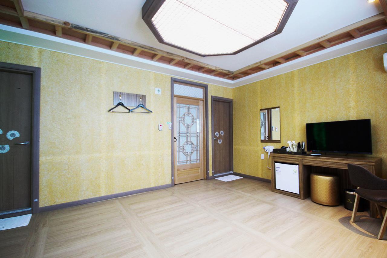Jeonju Hanok Hotel Kung Luaran gambar
