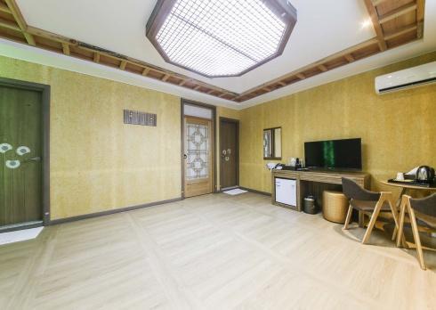 Jeonju Hanok Hotel Kung Luaran gambar